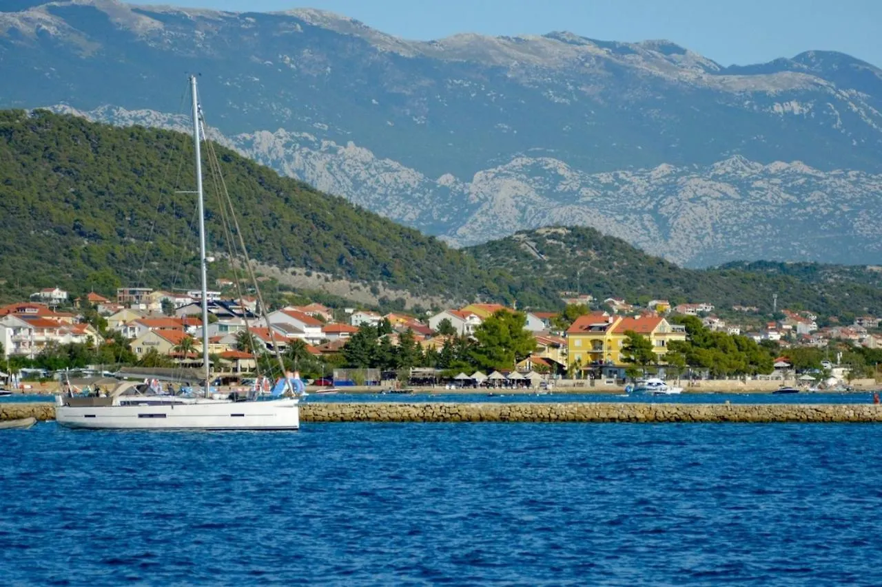 Apartment 10 In Villa Petrac Banjol Croatia
