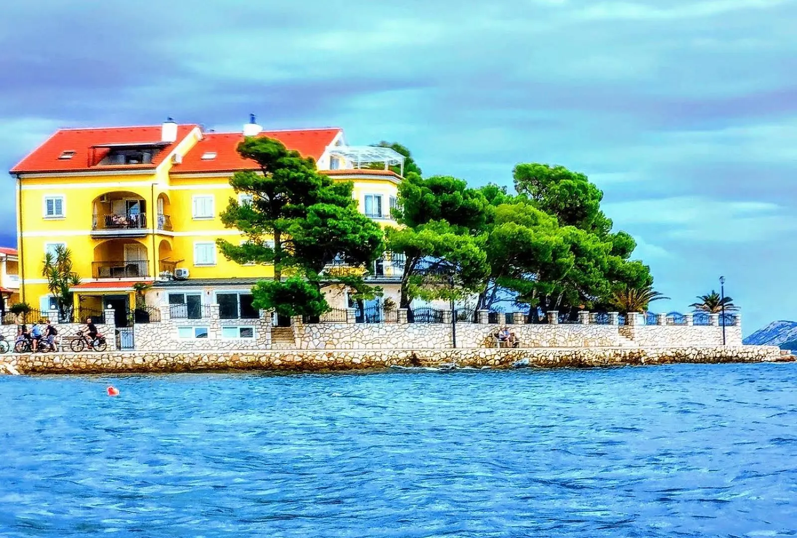 Apartment 10 In Villa Petrac location
